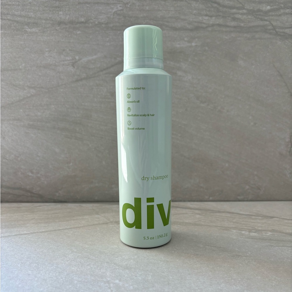 NWOT Divi Dry Shampoo